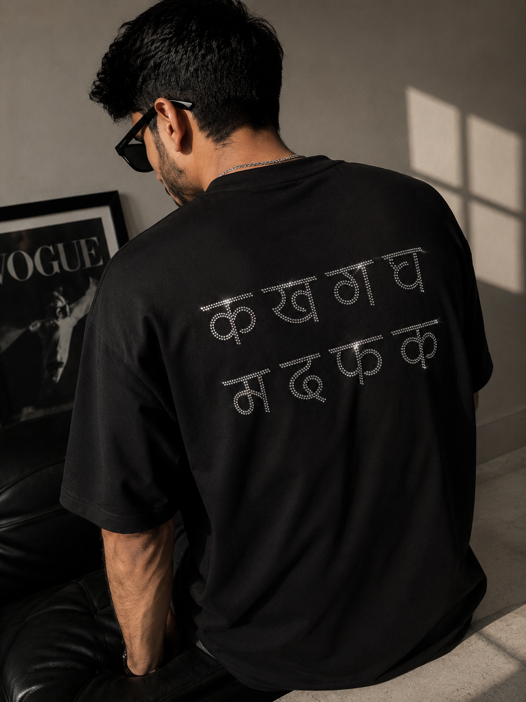 क ख ग घ म द फ क Rhinestone Hindi Typography Oversized Black T-Shirt