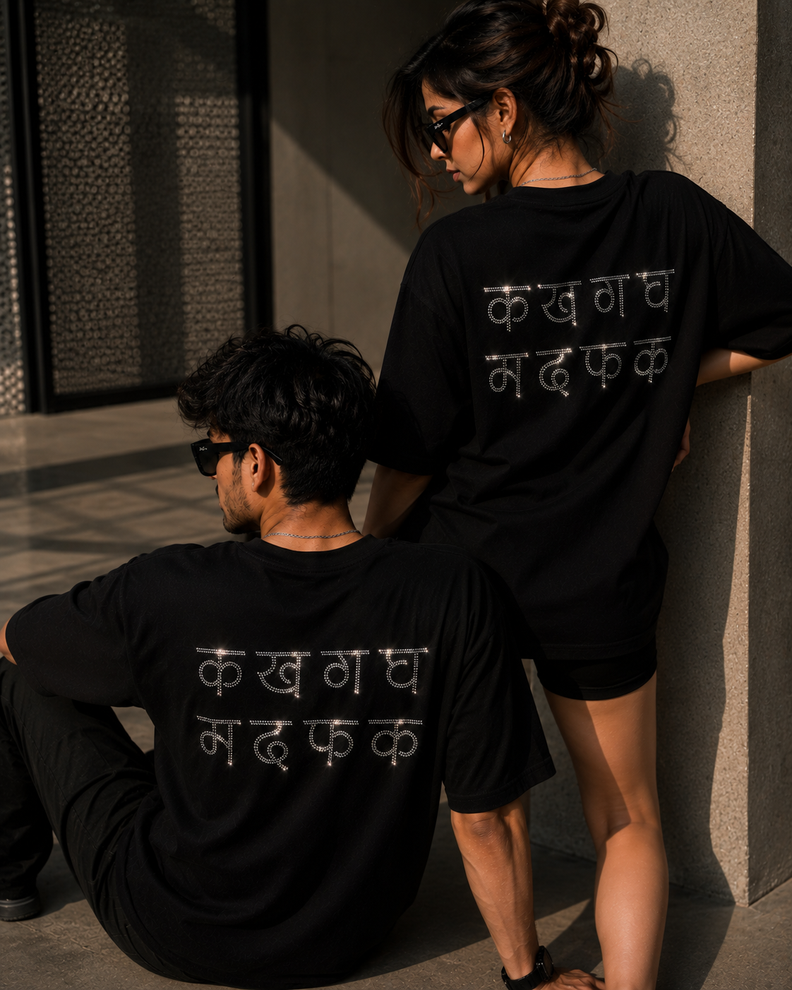 क ख ग घ म द फ क Rhinestone Hindi Typography Oversized Black T-Shirt