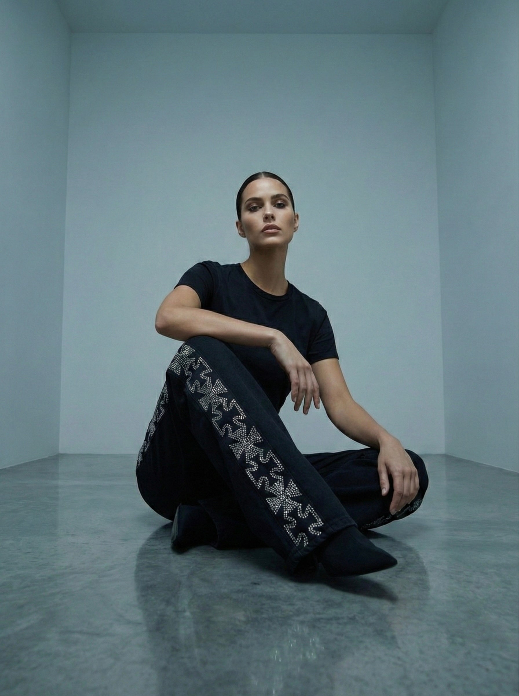 Black Wide-Leg Rhinestone Side Stripe Jeans | Premium Party Wear Fit